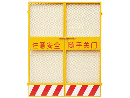 施工電梯防護(hù)門(mén)TM1004